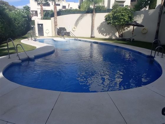 Foto 1 de Pis en venda a El Padrón - El Velerín - Voladilla de 3 habitacions amb terrassa i piscina