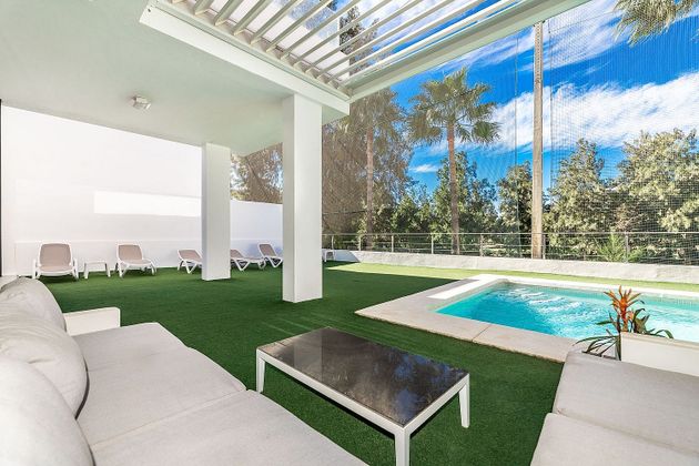 Foto 2 de Chalet en venta en La Cala Mijas de 5 habitaciones con terraza y piscina