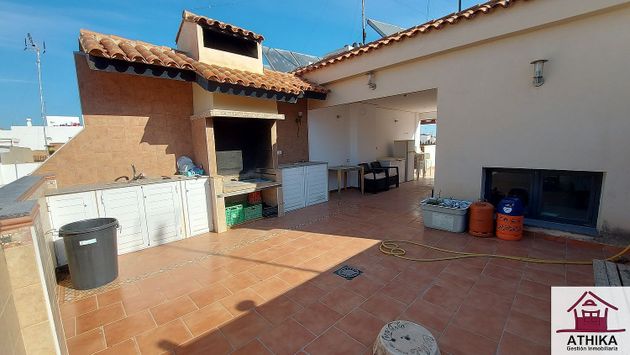 Foto 1 de Casa rural en venda a Centro Ciudad de 3 habitacions amb terrassa i garatge