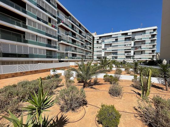Foto 1 de Dúplex en venta en avenida Pere Matutes Noguera de 2 habitaciones con terraza y piscina