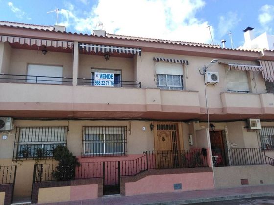 Foto 1 de Dúplex en venda a calle Juan Pedro Campillo de 4 habitacions amb terrassa i garatge