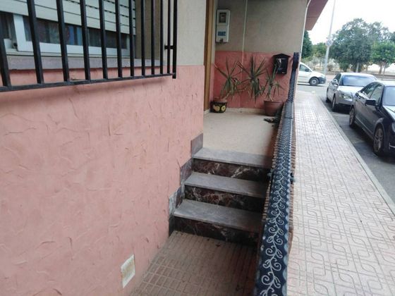 Foto 2 de Dúplex en venda a calle Juan Pedro Campillo de 4 habitacions amb terrassa i garatge