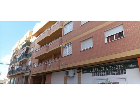 Foto 1 de Venta de piso en calle José María Pemán de 3 habitaciones con garaje y balcón