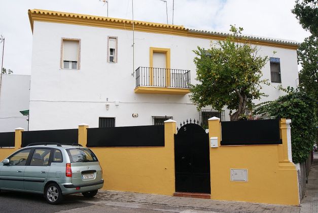 Foto 2 de Pis en venda a calle Alonso Cano de 2 habitacions amb jardí i balcó