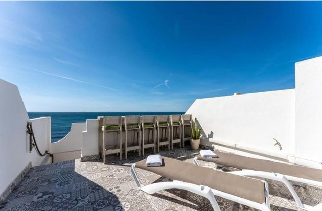Foto 2 de Àtic en lloguer a vía Del Mediterráneo de 2 habitacions amb terrassa i piscina