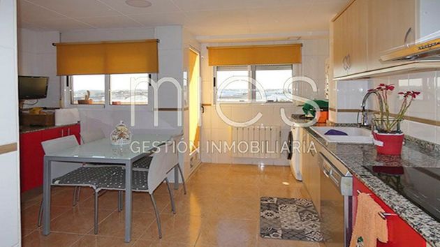 Foto 1 de Piso en venta en calle Del Mediterrani de 3 habitaciones con garaje y muebles