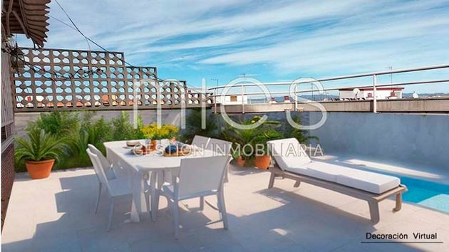 Foto 2 de Ático en venta en calle De Sedaví de 3 habitaciones con terraza y balcón