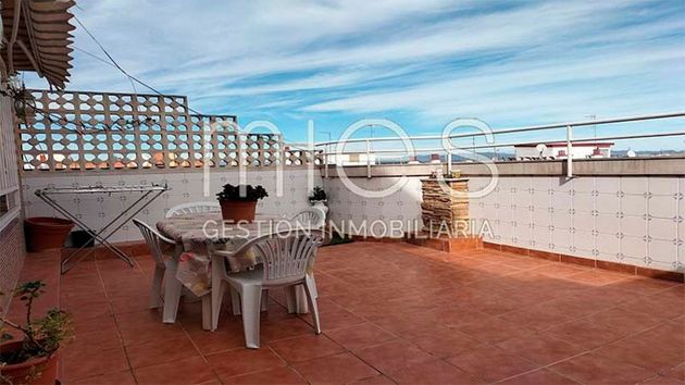 Foto 1 de Ático en venta en calle De Sedaví de 3 habitaciones con terraza y balcón
