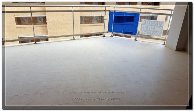 Foto 2 de Venta de piso en calle Amplaries de 2 habitaciones con terraza y piscina
