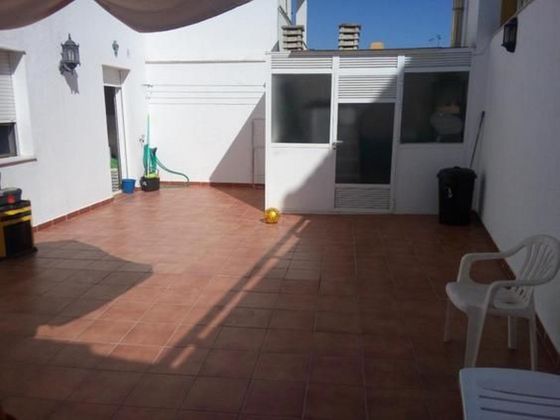 Foto 1 de Casa en venda a Linares de 4 habitacions amb balcó i aire acondicionat