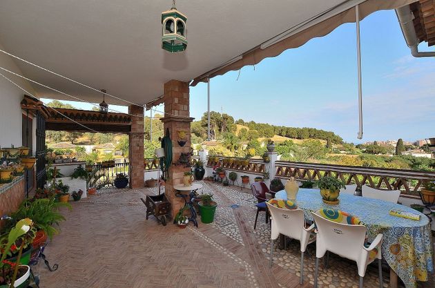 Foto 2 de Xalet en venda a El Pinar - Palacio de Congresos de 6 habitacions amb terrassa i jardí