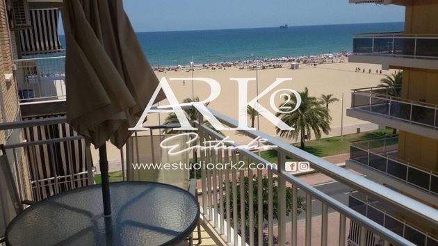 Foto 1 de Pis en venda a Playa de Gandia de 2 habitacions amb balcó i aire acondicionat