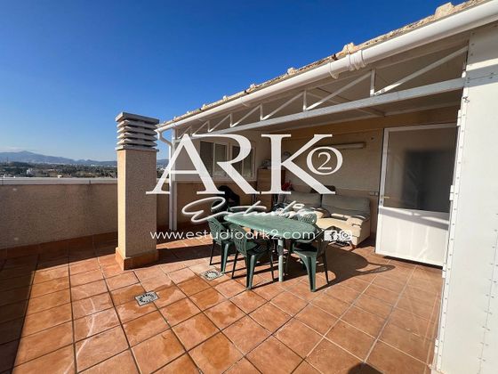 Foto 2 de Àtic en venda a Bellreguard de 3 habitacions amb terrassa i balcó