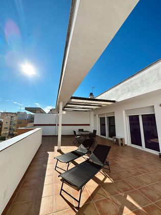 Foto 1 de Àtic en venda a plaza Del Vi de Carlon de 2 habitacions amb terrassa i garatge