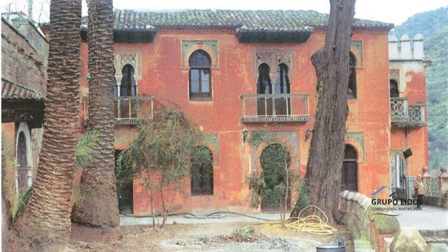 Foto 1 de Xalet en venda a calle Santo Sepulcro del Sacromonte de 6 habitacions amb terrassa i balcó