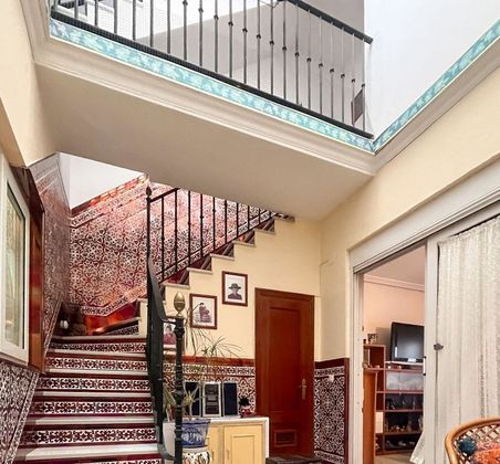 Foto 2 de Casa en venda a Triana Oeste de 3 habitacions amb garatge i balcó