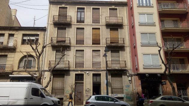 Foto 2 de Edifici en venda a avenida L'alameda de 987 m²