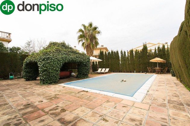 Foto 2 de Xalet en venda a Cájar de 6 habitacions amb terrassa i piscina