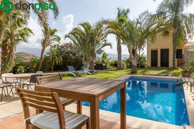 Foto 1 de Casa rural en venda a Motril pueblo de 3 habitacions amb terrassa i piscina