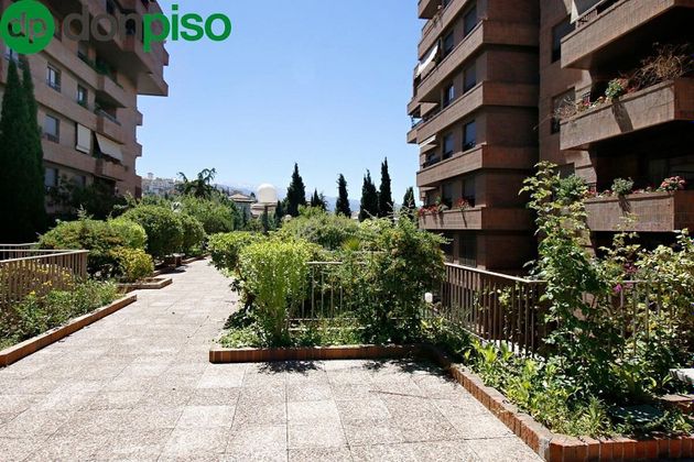 Foto 2 de Venta de piso en avenida Divina Pastora de 5 habitaciones con terraza y piscina