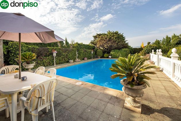 Foto 1 de Venta de casa rural en Gójar de 4 habitaciones con terraza y piscina