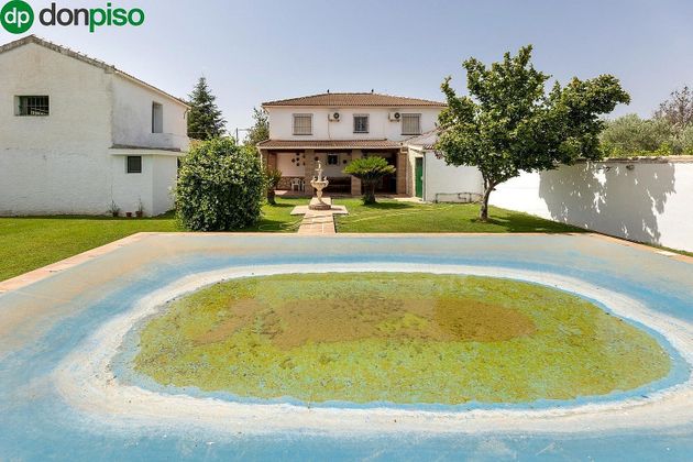 Foto 1 de Xalet en venda a Moraleda de Zafayona de 4 habitacions amb terrassa i piscina