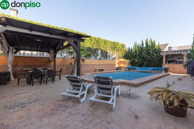 Foto 2 de Xalet en venda a Gójar de 4 habitacions amb piscina i garatge