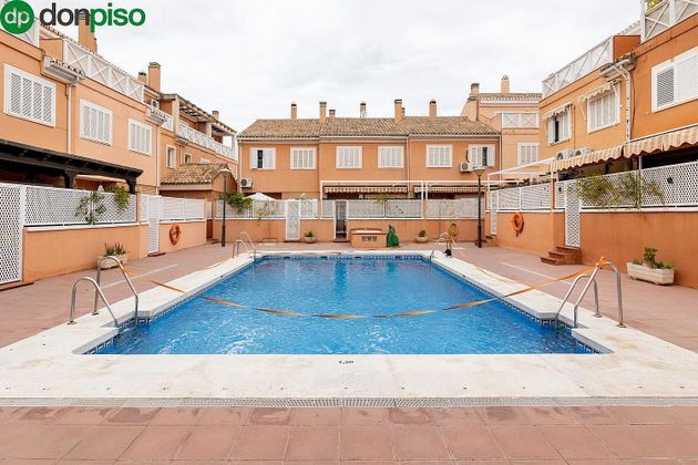 Foto 1 de Venta de casa adosada en San Miguel de 3 habitaciones con terraza y piscina