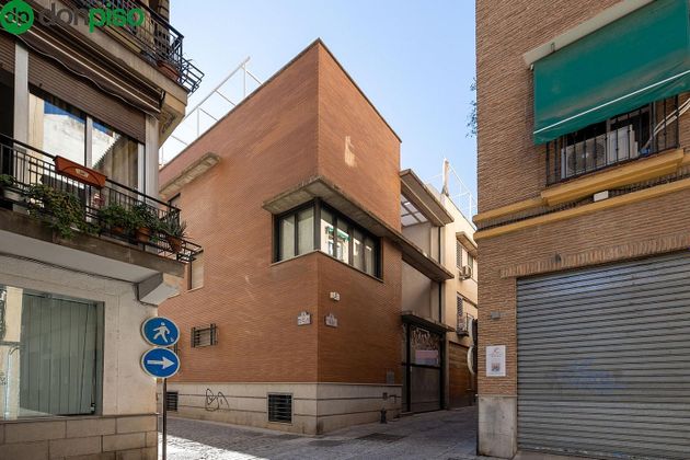 Foto 1 de Chalet en venta en San Matías - Realejo de 5 habitaciones con terraza y garaje