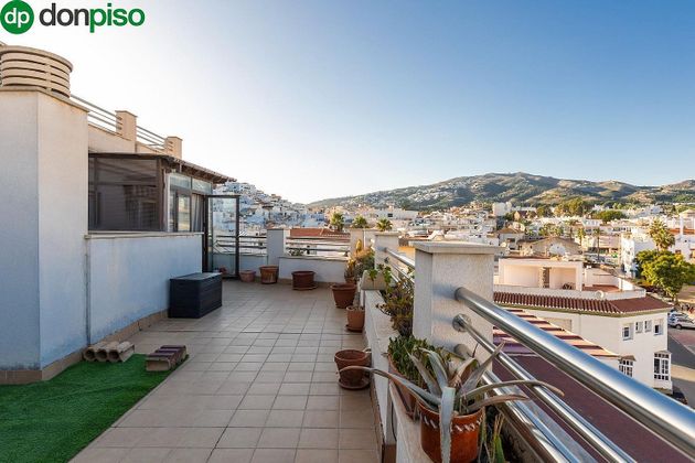 Foto 2 de Pis en venda a Salobreña de 3 habitacions amb terrassa i garatge