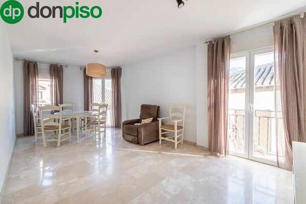 Foto 2 de Piso en venta en Guejar Sierra de 3 habitaciones con terraza y calefacción