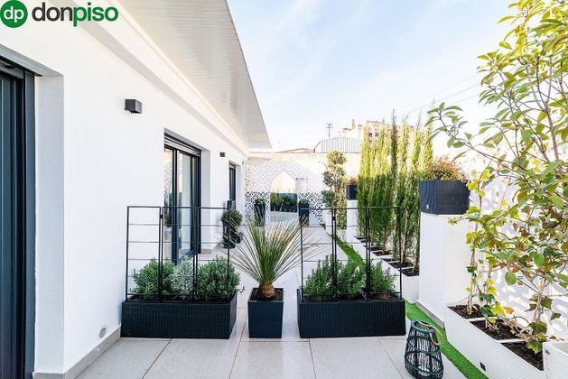 Foto 2 de Àtic en venda a Pajaritos - Plaza de Toros de 3 habitacions amb terrassa i garatge