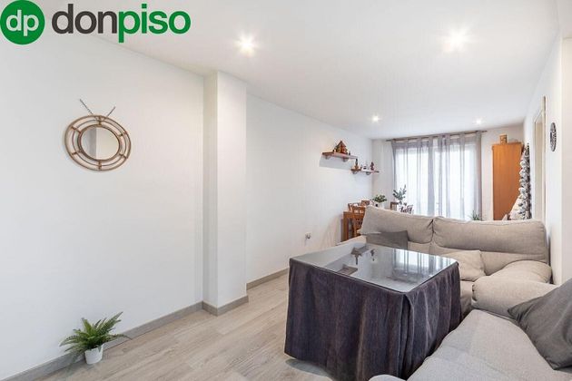 Foto 2 de Piso en venta en calle Madrid de 3 habitaciones con terraza y aire acondicionado