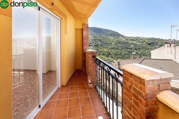 Foto 1 de Pis en venda a Cogollos de la Vega de 2 habitacions amb balcó i ascensor