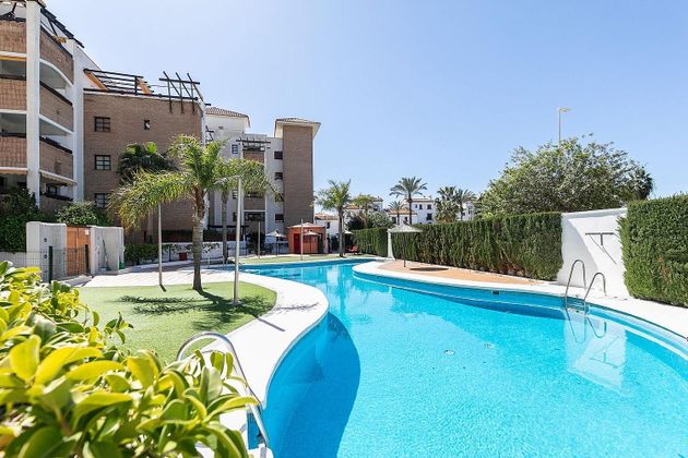 Foto 2 de Pis en venda a Playa de Granada de 3 habitacions amb terrassa i piscina
