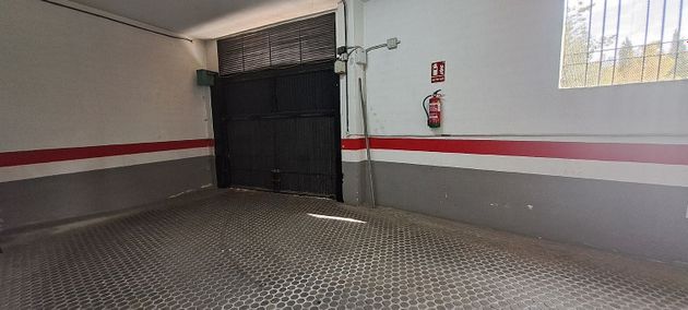 Foto 1 de Garaje en alquiler en Bola de Oro - Serrallo de 25 m²
