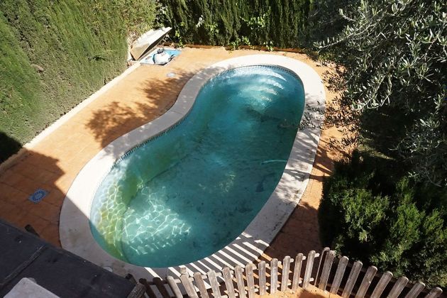Foto 2 de Xalet en venda a calle Tomás Bretón de 4 habitacions amb terrassa i piscina