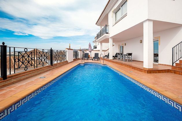 Foto 2 de Venta de chalet en calle Lopez de Vega de 3 habitaciones con terraza y piscina