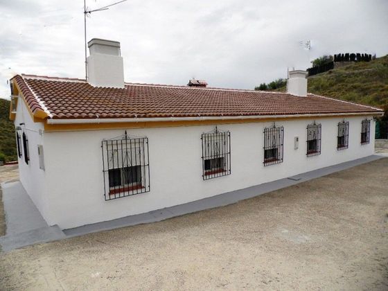 Foto 1 de Casa rural en venta en Norte - Barrio del Pilar - El Reñidero de 6 habitaciones con terraza y jardín