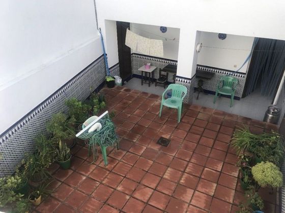 Foto 1 de Casa en venda a Viñuela de 6 habitacions amb terrassa i jardí