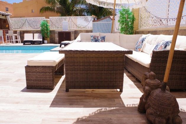 Foto 2 de Casa en venta en Viña Málaga de 3 habitaciones con terraza y piscina