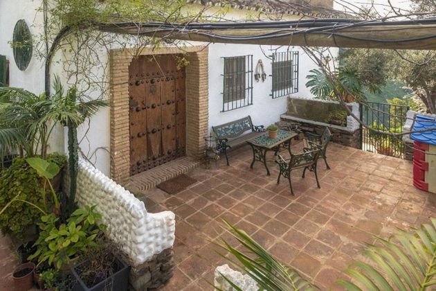 Foto 1 de Casa rural en venda a Sayalonga de 6 habitacions amb piscina i jardí