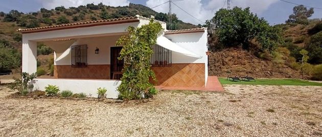 Foto 2 de Casa rural en venda a Colmenar de 3 habitacions amb terrassa i piscina