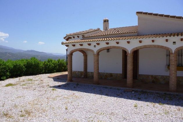 Foto 2 de Casa rural en venda a Viñuela de 3 habitacions amb terrassa i piscina