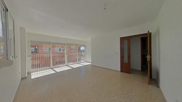 Foto 2 de Venta de piso en San José - Los Metales de 3 habitaciones con garaje y ascensor