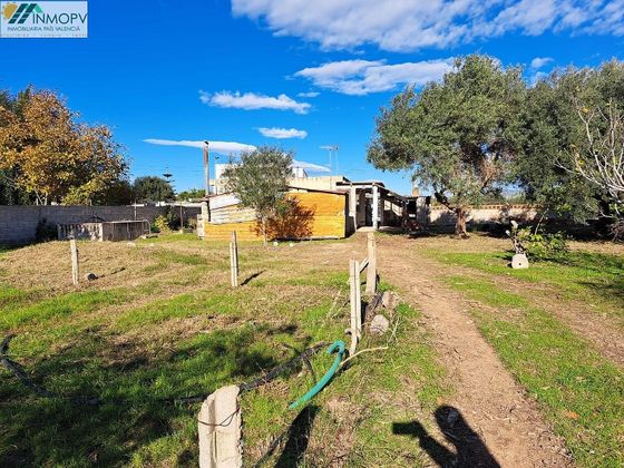 Foto 2 de Casa rural en venta en Casco Urbano de 3 habitaciones con jardín