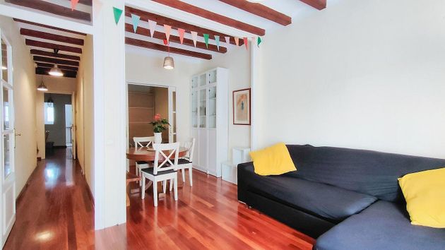 Foto 2 de Venta de piso en Vila de Gràcia de 3 habitaciones con balcón y aire acondicionado