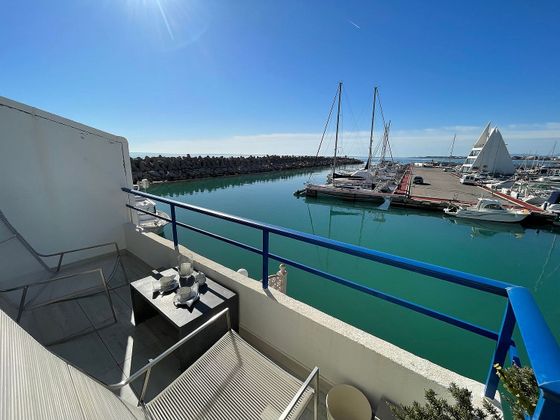 Foto 2 de Pis en venda a paseo Marítimo de 2 habitacions amb terrassa