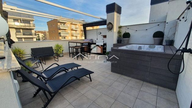 Foto 1 de Ático en venta en Guardamar de 2 habitaciones con terraza y piscina