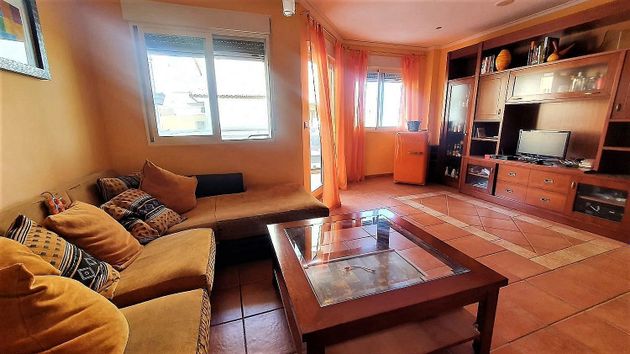 Foto 1 de Piso en venta en Daimús de 3 habitaciones con terraza y aire acondicionado